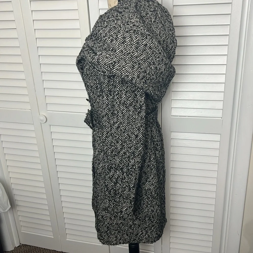 New York & Company Wool-blend Coat with hood - Picture 4 of 12